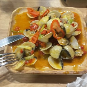 Platos Fuertes - Almeja Picante
