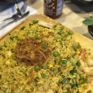 arroz frito con camarones