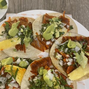 Orden de tacos al pastor