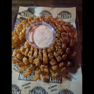 Starters - Onion blossom (V)