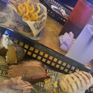 Plato 4x4