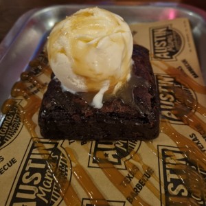 Postres - Salted Caramel Brownie