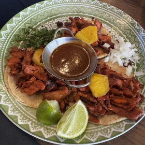 Tacos al pastor
