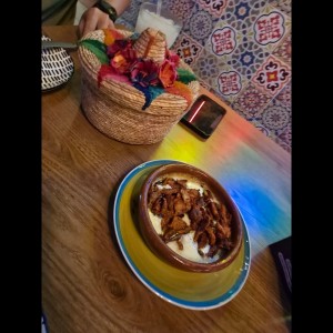 LAS BOTANAS - QUESO FUNDIDO ESPECIAL