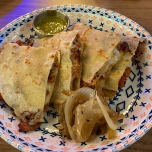 QUESADILLAS YEYE