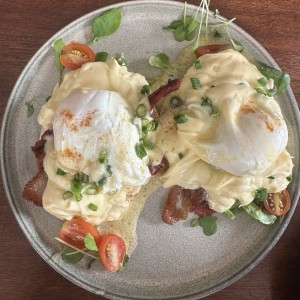 Egg Lovers - Benedictinos