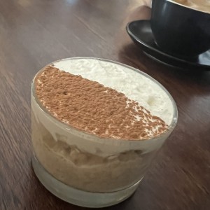 Tres leche con bailey?s