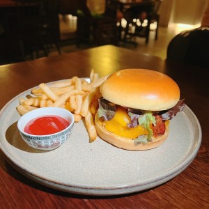 Momo Burger