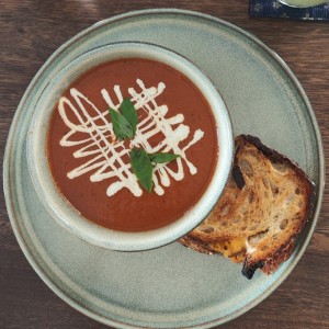 sopa de tomate