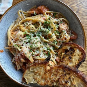 Cherry Tomato Chicken Pasta