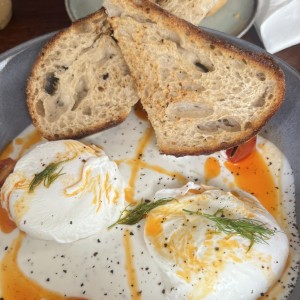 Egg Lovers - White Shakshuka