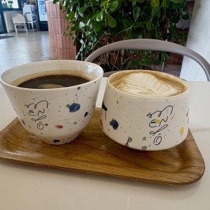 Americano y capuccino con leche de soya