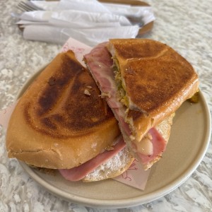 Cubano