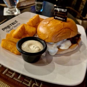 HAMBURGUESAS - BRISKET SANDWICH