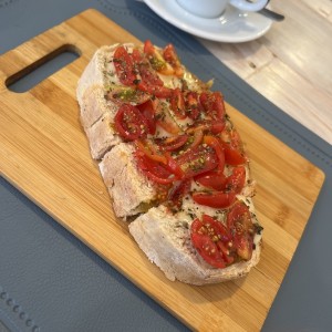 Tomato con queso 