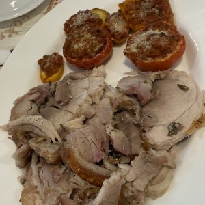 Porchetta con vegetales gratinados 