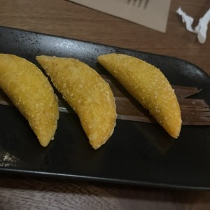Empanadas de Pulpo al Coco
