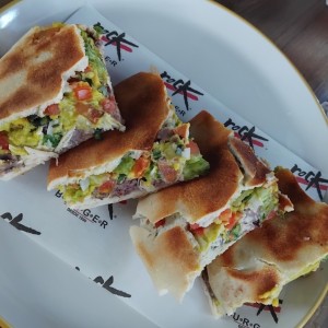 Sandwiches - Frijolada con Pollo