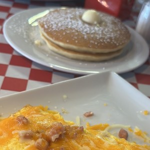 Los Omelettes - Cheese Omelette