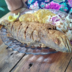 Plato Fuerte - Pescado Entero