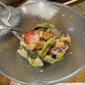 Famous House Salad