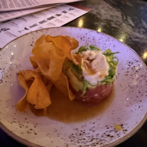 Entradas Frías - Insignia Tuna Tartar