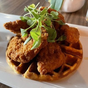 Chicken n? Waffles