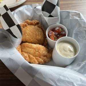 Duo de Empanadas