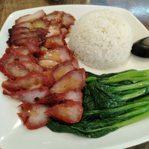 Puerco asado con arroz
