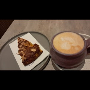 capuchino y tata de naranja gluten free