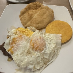 Desayuno - Bistec a Caballo