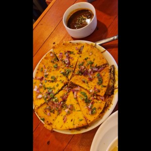 Pizza de Birrias
