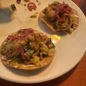 Entradas - Tostadas con camarones