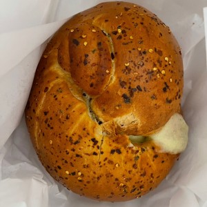 Hot and spicy cheesebread