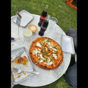 Pizza con Burrata