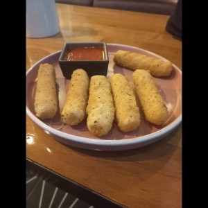 Entradas - Mozzarela Sticks