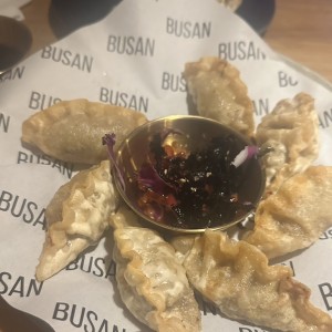 Entradas - Meat Mandu