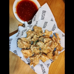 Boneless Chicken con salsa dulce y picante 