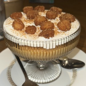 Tres leches de churro