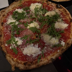 Pizzas Rojas - Speck e Stracciatella