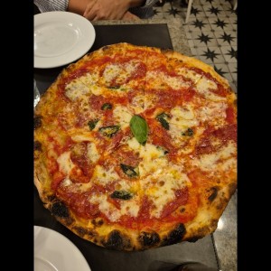 Pizzas Rojas - Diavola