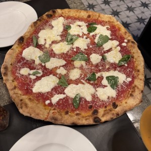 Pizzas Rojas - Margherita con Stracciatella