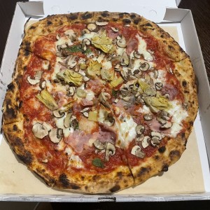 Pizzas Rojas - Capricciosa
