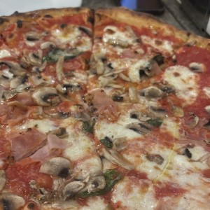 Pizzas Rojas - Cotto e Funghi