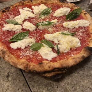 Pizzas Rojas - Margherita con Stracciatella