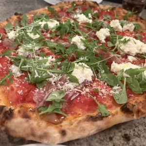 Pizzas Rojas - Speck e Stracciatella