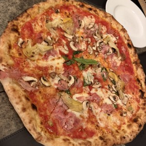 Pizzas Rojas - Capricciosa
