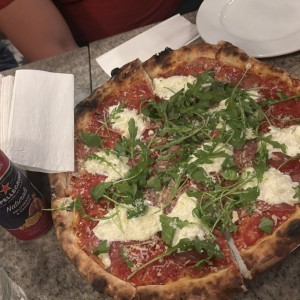 Pizzas Rojas - Speck e Stracciatella