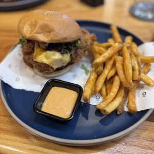MAIN - CHICKEN HERITAGE SANDO