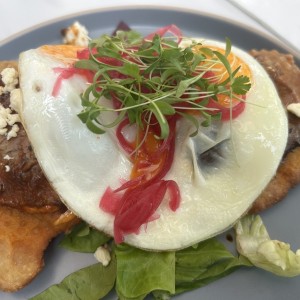 HOJALDRA BRISKET AL ESTILO AU CHEVAL
